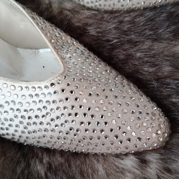 Stuart Weitzman  heels - Picture 2 of 16